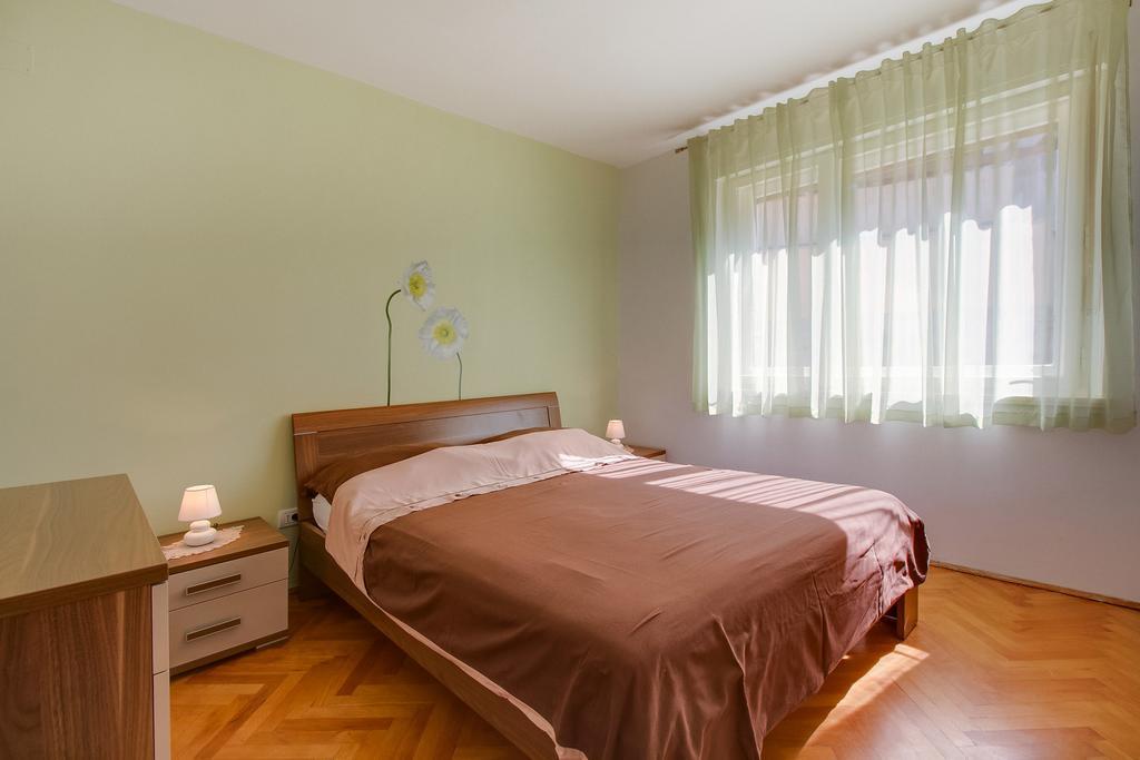 Apartment Bambi Mali Lošinj Zewnętrze zdjęcie