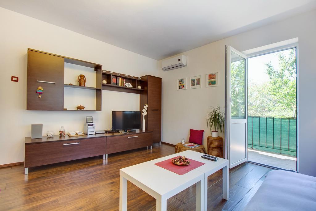 Apartment Bambi Mali Lošinj Zewnętrze zdjęcie